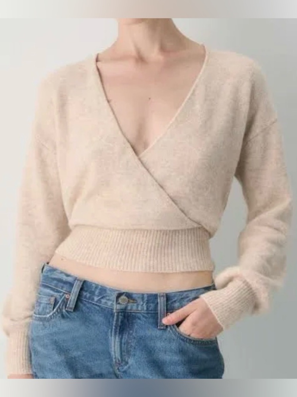 Aritzia Wilfred Softspoke Dear V-Neck Sweater- Heather Light Oatmeal 2XS